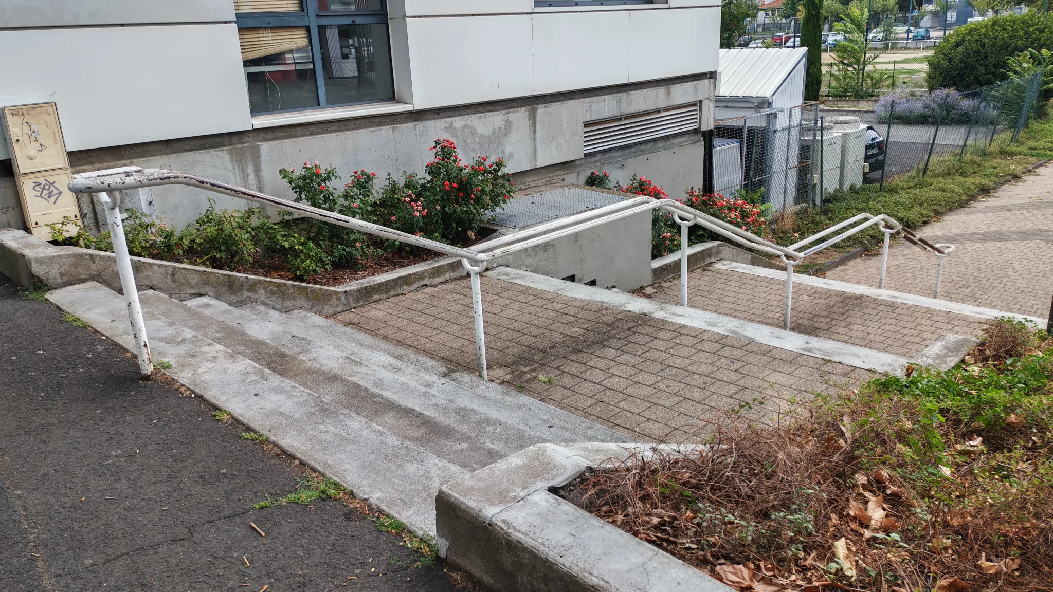 Kink rail, Bd Lavoisier — photo 1