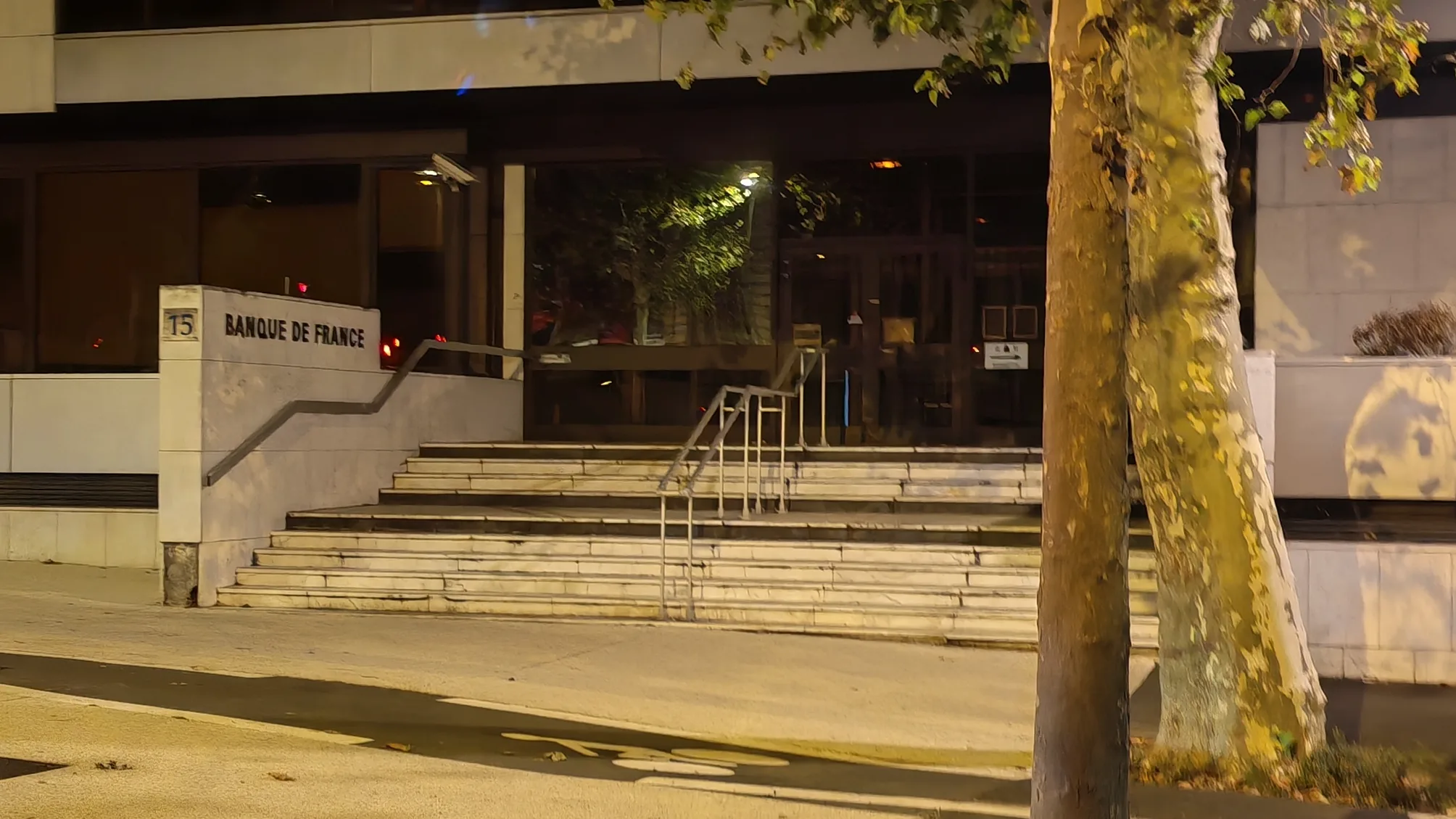 Kink rail et curb, Cr Sablon — photo 1