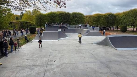 Skatepark et Pumptrack Diego Bulteau d’Halluin — photo 1