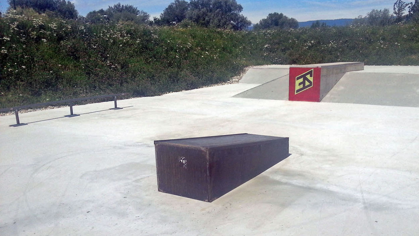 Estavayer-le-Lac Skatepark — photo 1