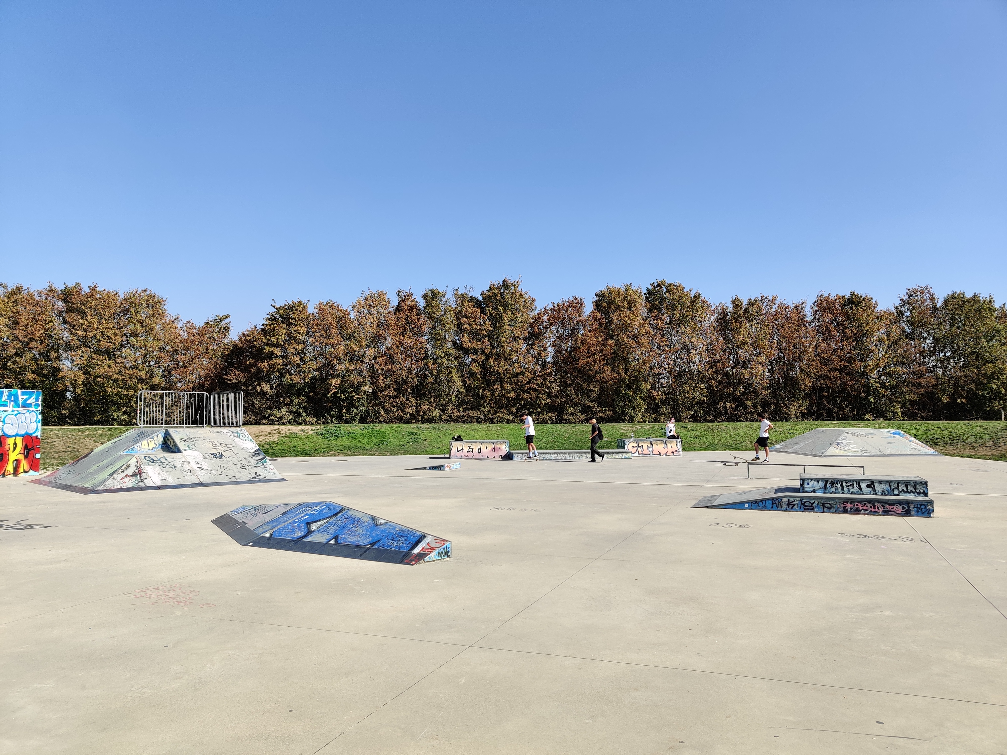 Valenton skatepark — photo 1