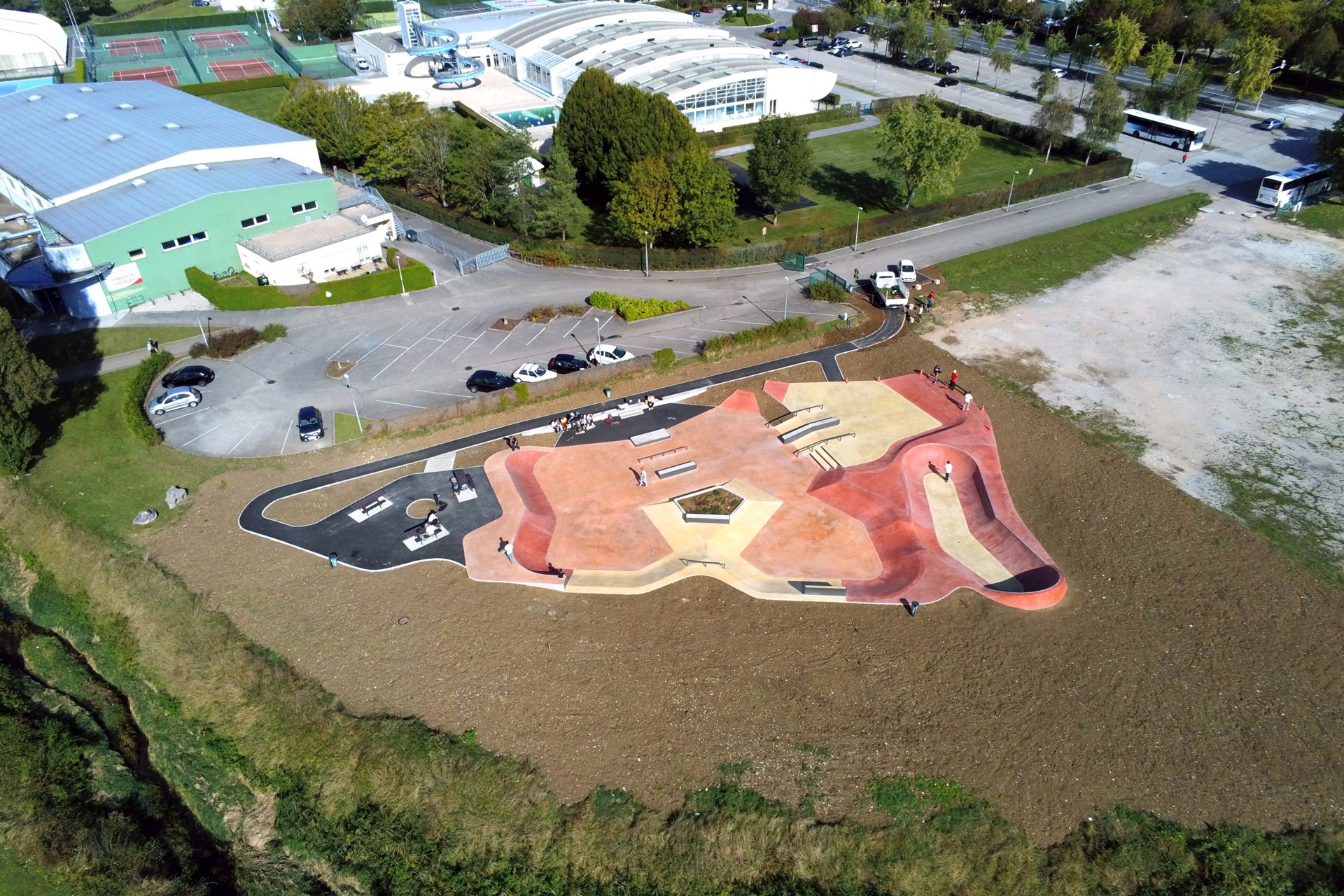 Oyonnax skatepark — photo 1