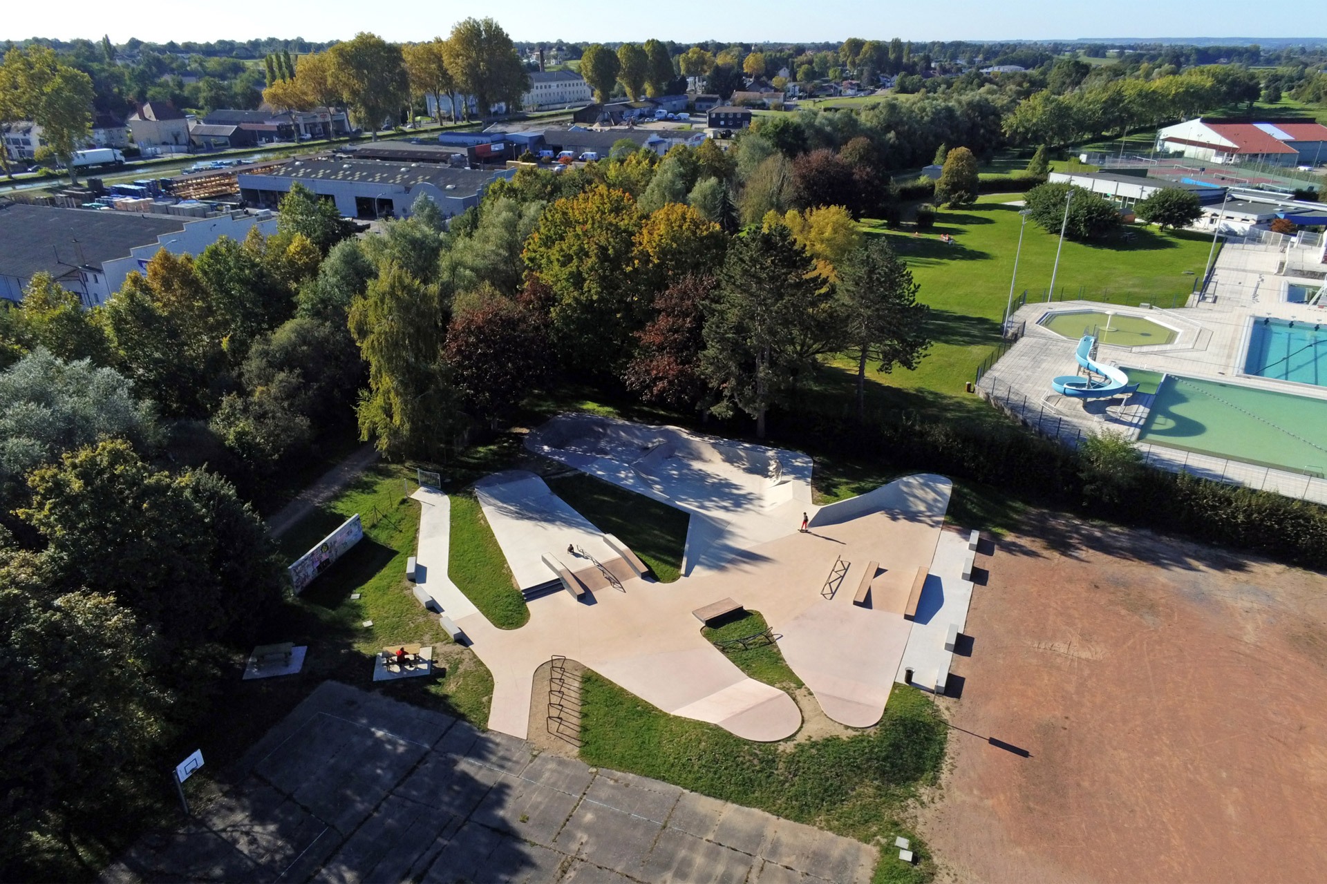 Paray-le-Monial skatepark — photo 1