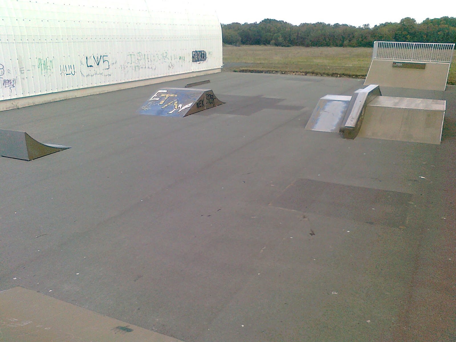 Dompierre-sur-Mer skatepark — photo 1