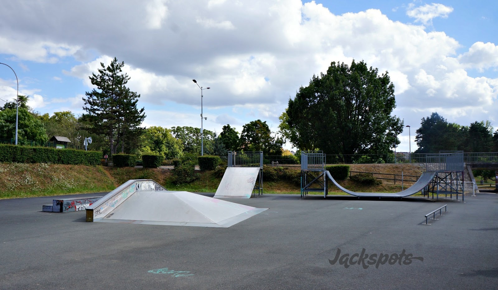 Châteauroux skatepark — photo 1