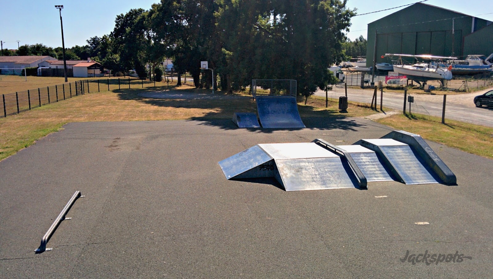 Marennes skatepark — photo 1