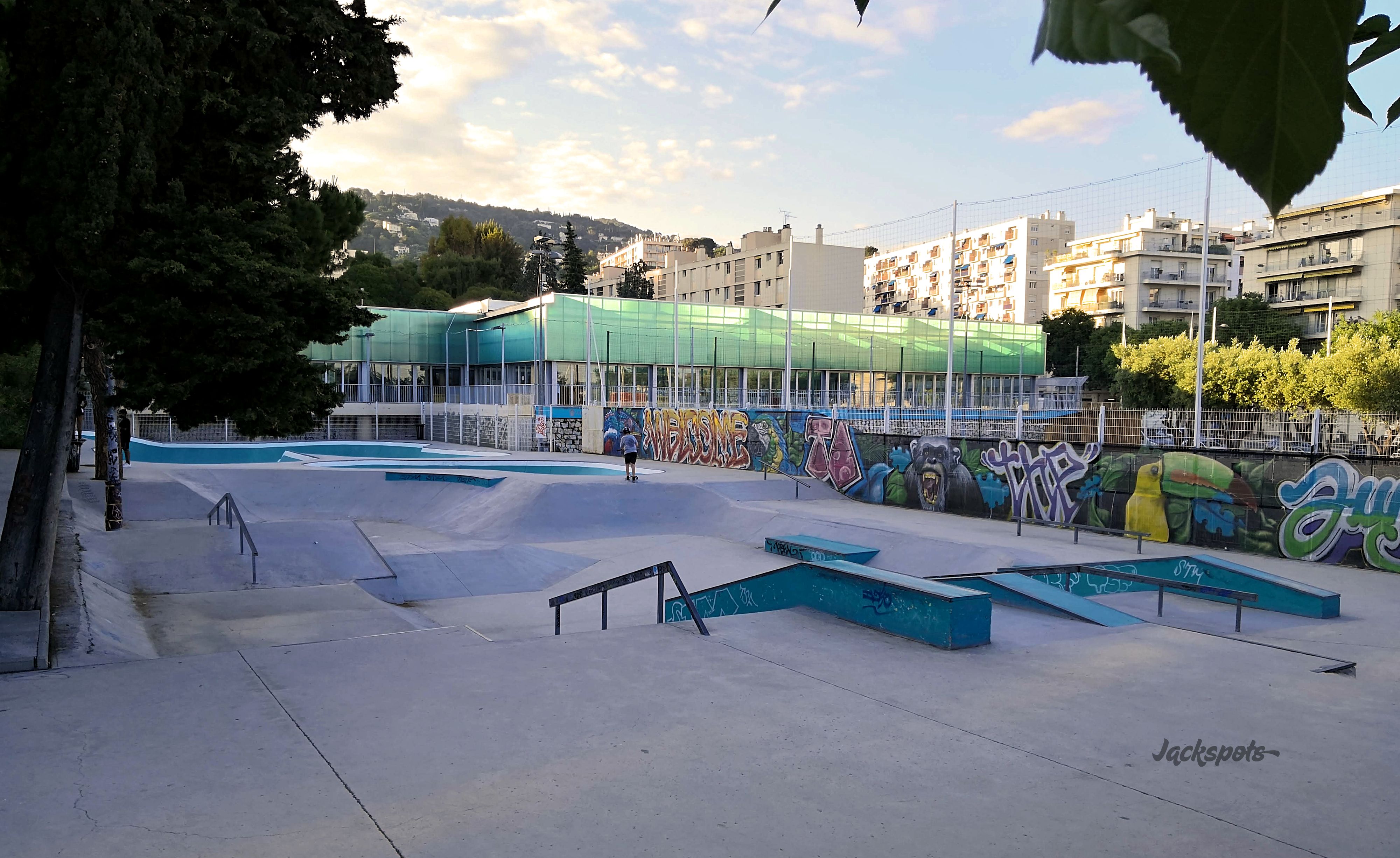 Nice skatepark — photo 1