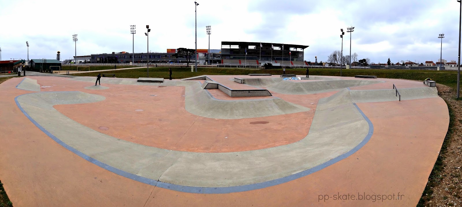Vaulx-en-Velin skatepark — photo 1