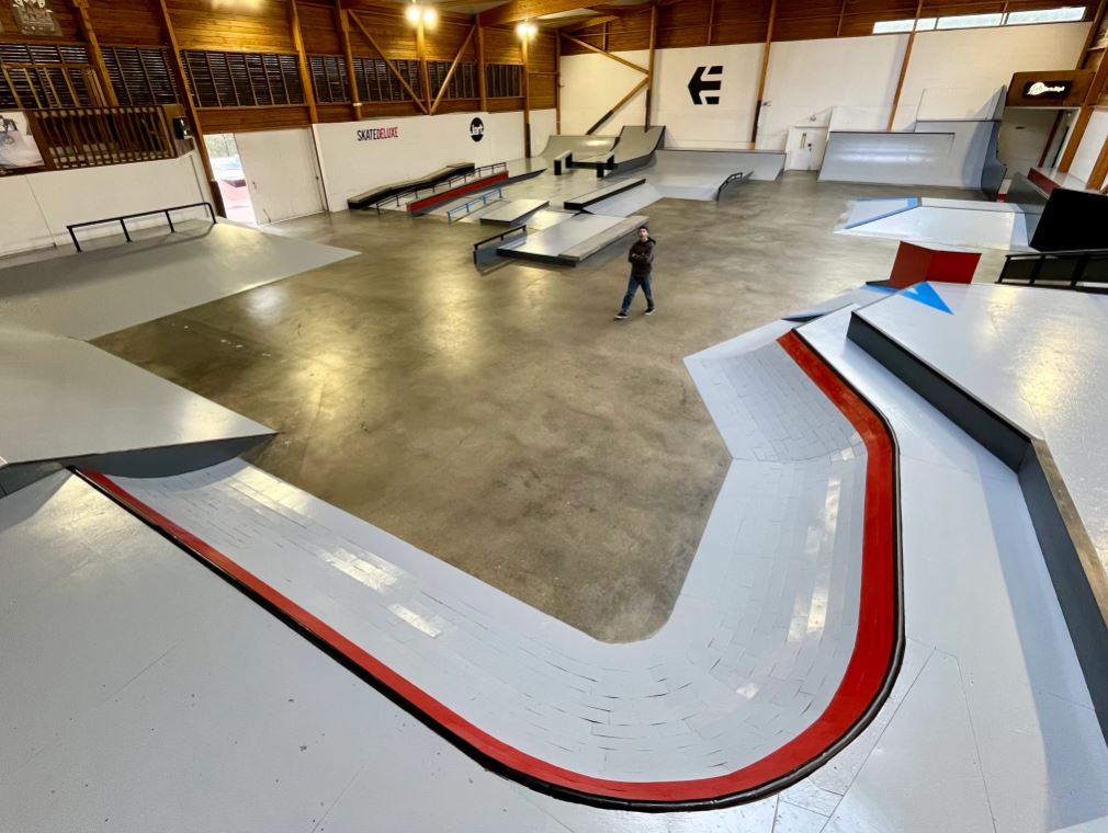 Villiers-sur-Orge skatepark — photo 1