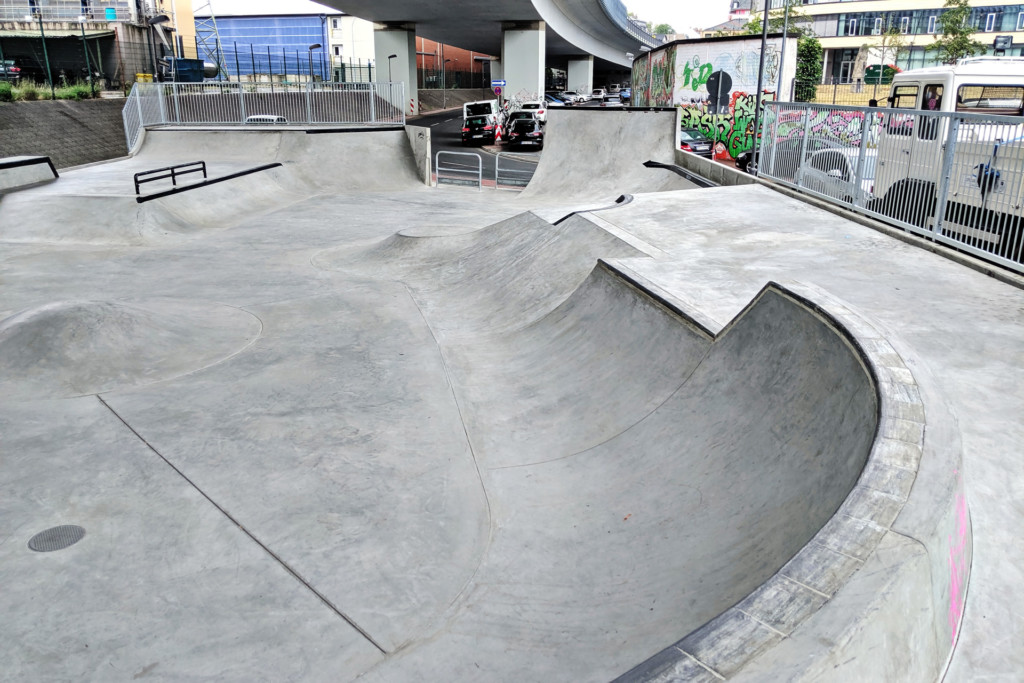 Kleine Skaterbahn / Skateboardanlage — photo 1