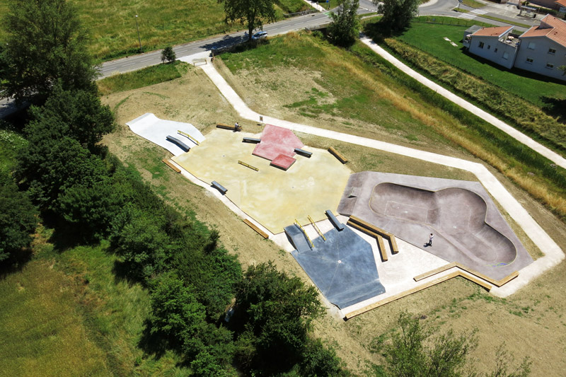 Saint-Orens-de-Gameville skatepark — photo 1