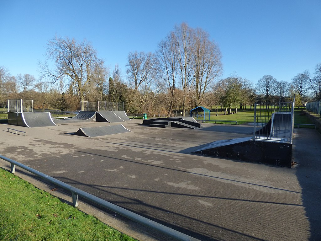 Victoria Park Tipton skatepark — photo 1