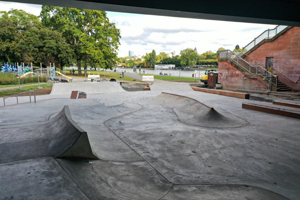 Skatepark Friedensbrücke — photo 1