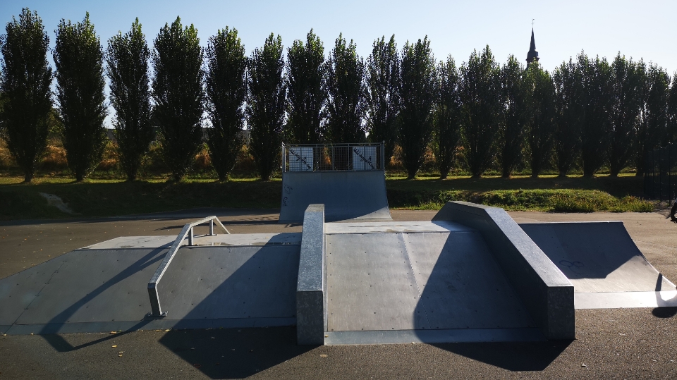 Saint-Méen-le-Grand skatepark — photo 1
