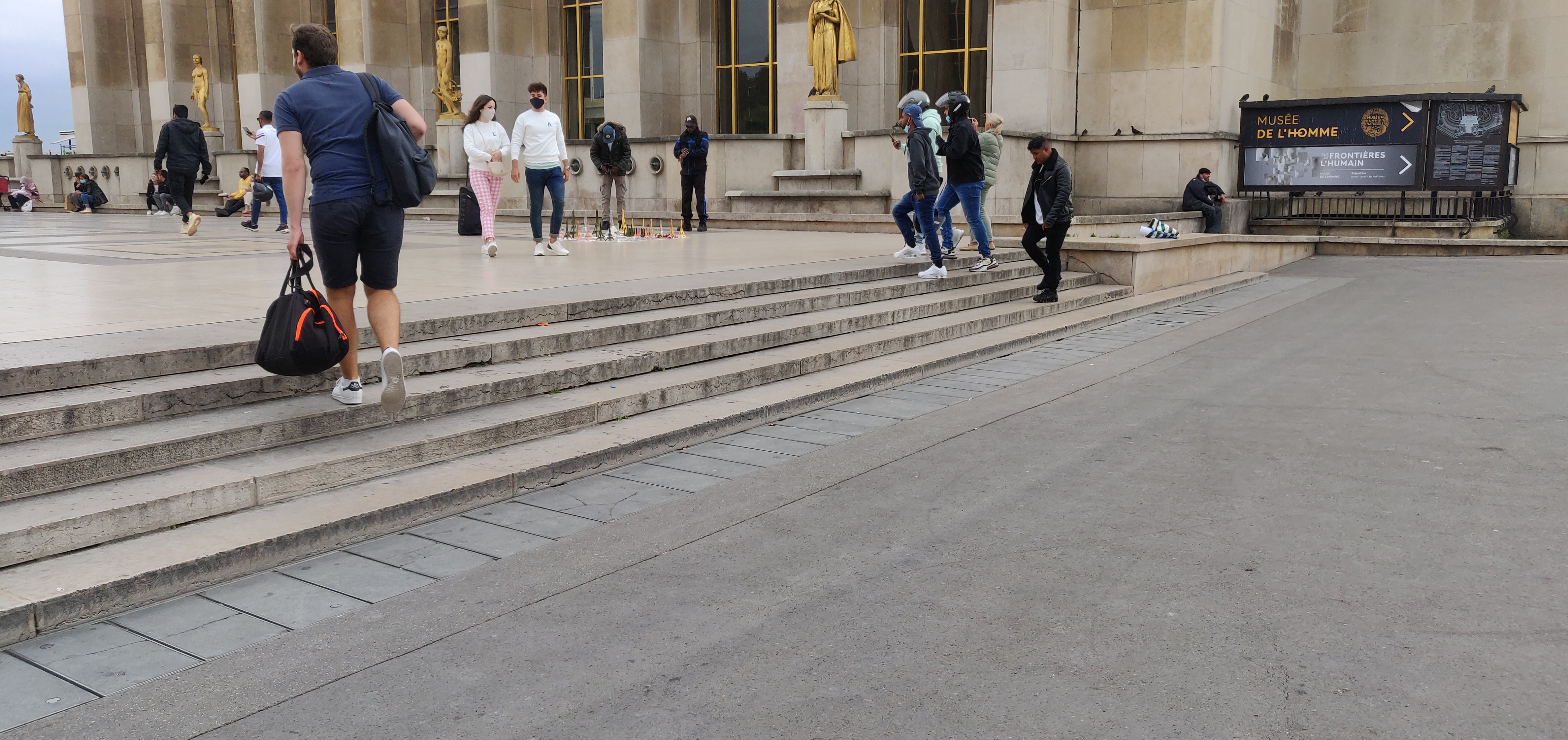 Place du Trocadéro et du 11 Novembre Spot — photo 1