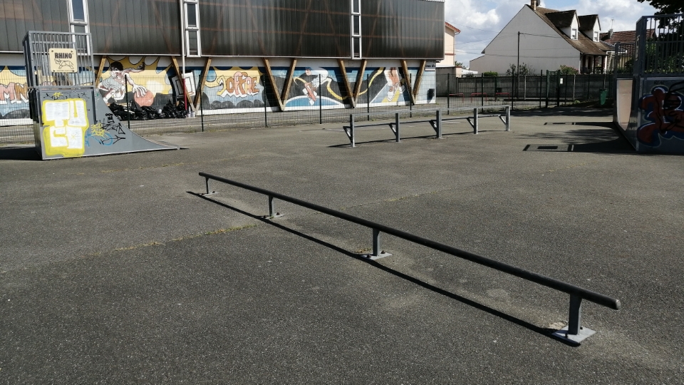 Collège montaigne skatepark — photo 1