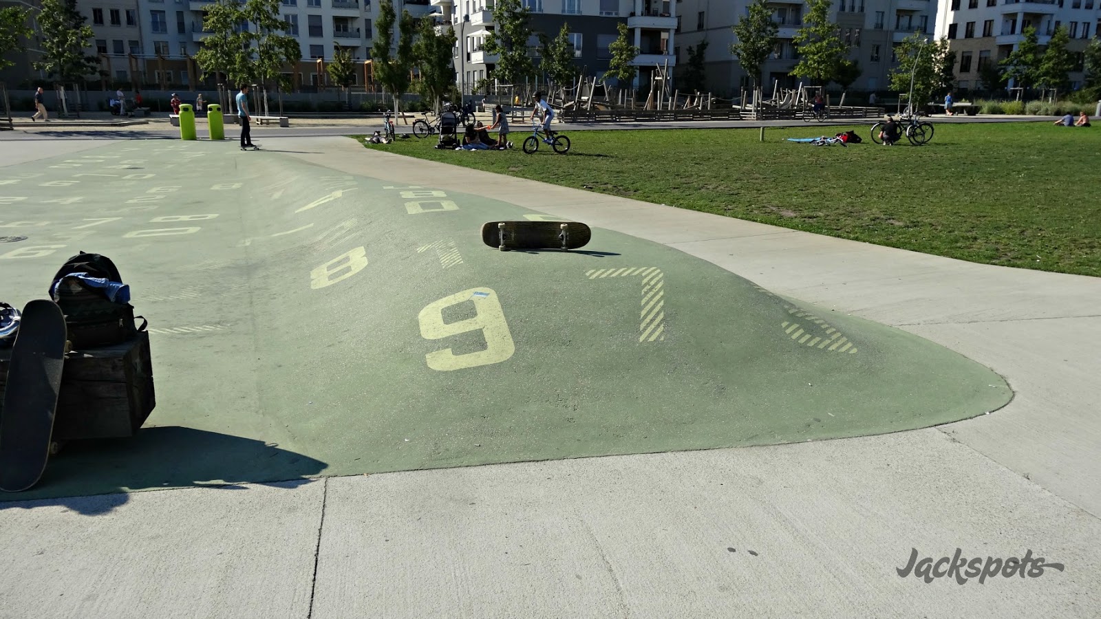 Bumps Berlin — photo 1