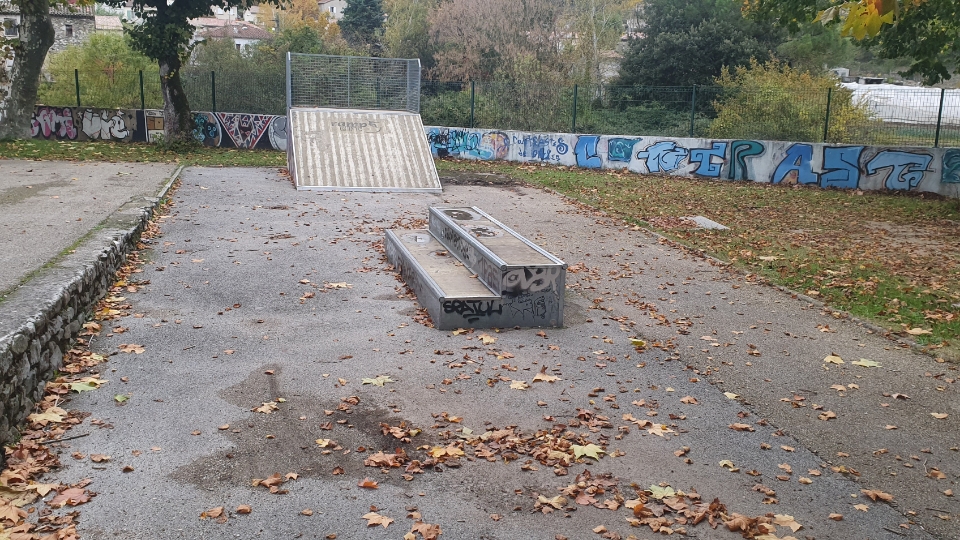 Sumène skatepark — photo 1