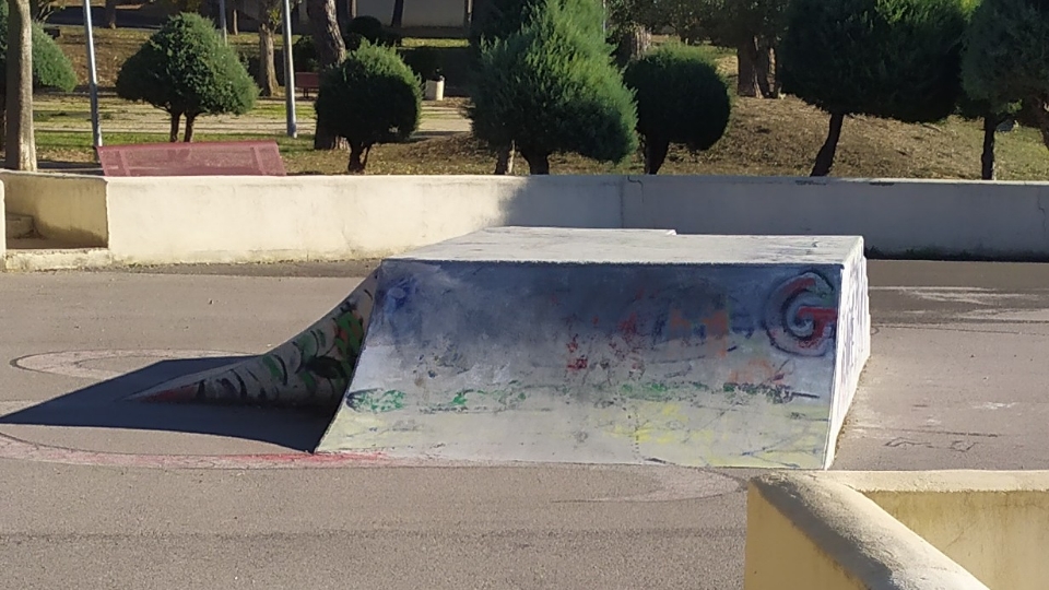 Magalas skatepark — photo 1
