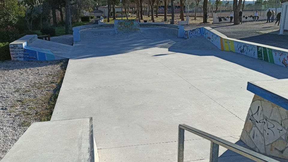 Vailhauquès skatepark — photo 1