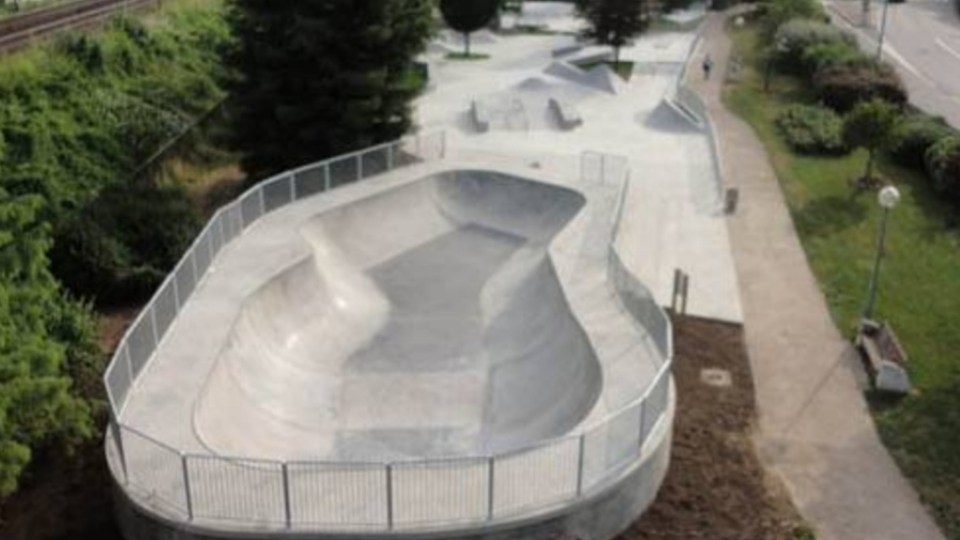 Poissy skatepark — photo 1