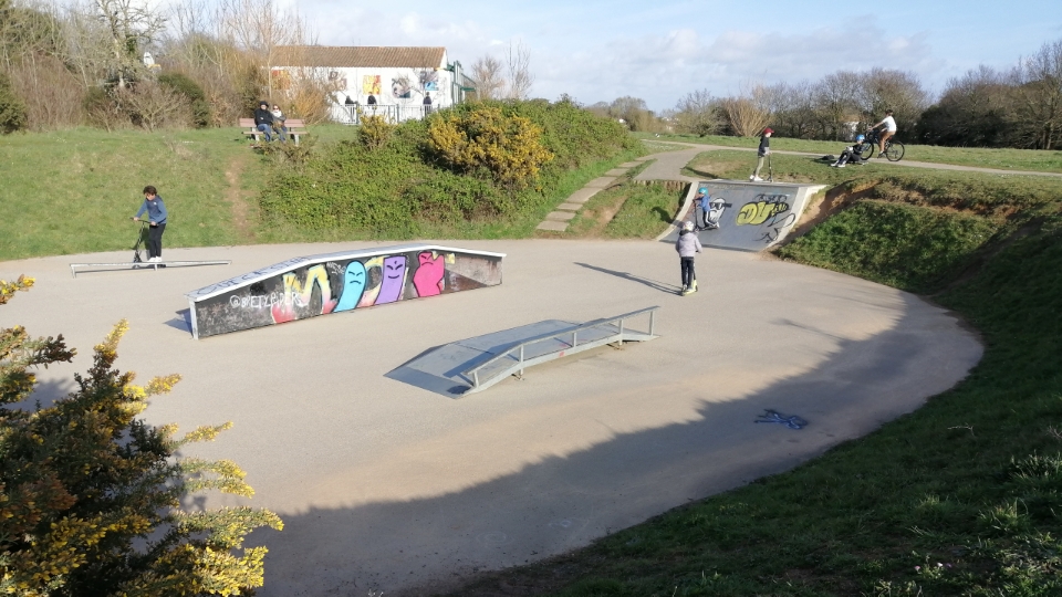 Bretignolles-sur-Mer skatepark — photo 1