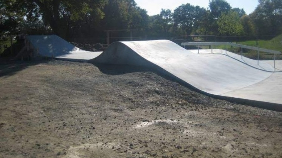 Saint-Martin-du-Fouilloux skatepark — photo 1