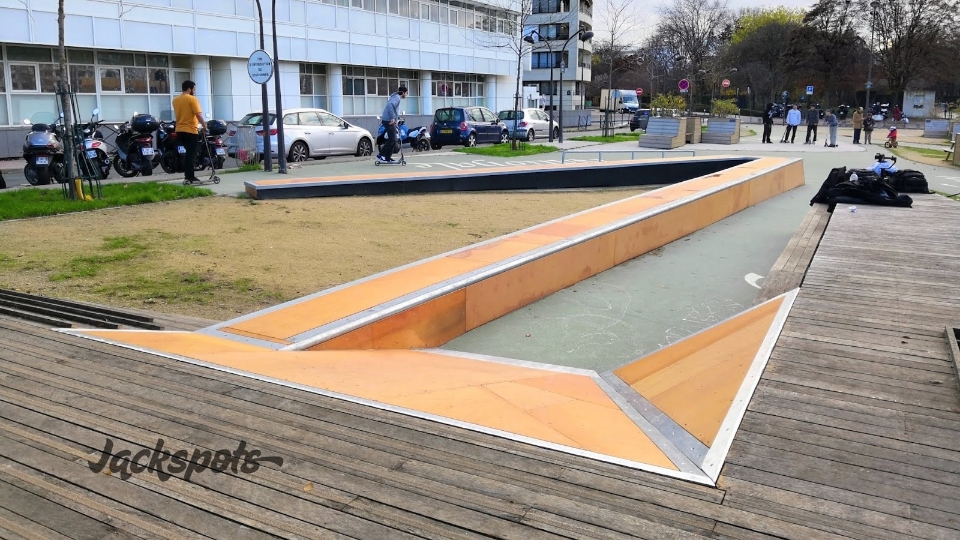 Paris Javel skatepark — photo 1