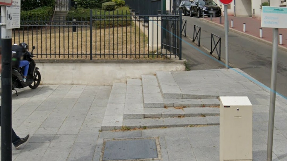 Avenue Gallieni Spot — photo 1