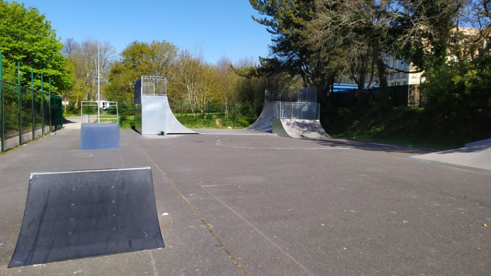 Plouzané skatepark — photo 1