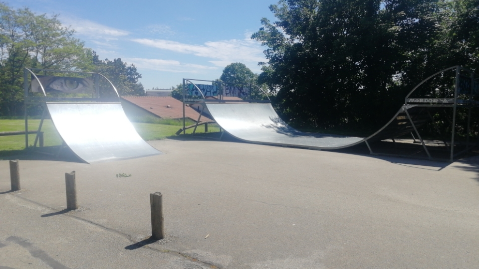 Buxy skatepark — photo 1