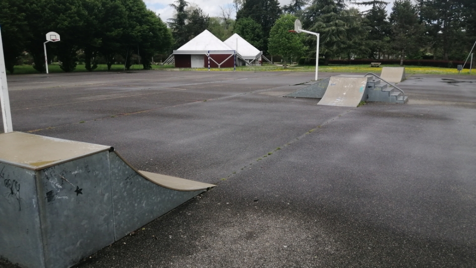 Souppes-sur-Loing skatepark — photo 1