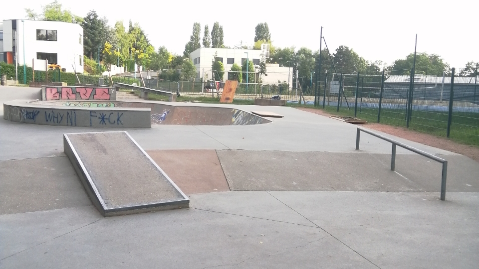 Dardilly skatepark — photo 1