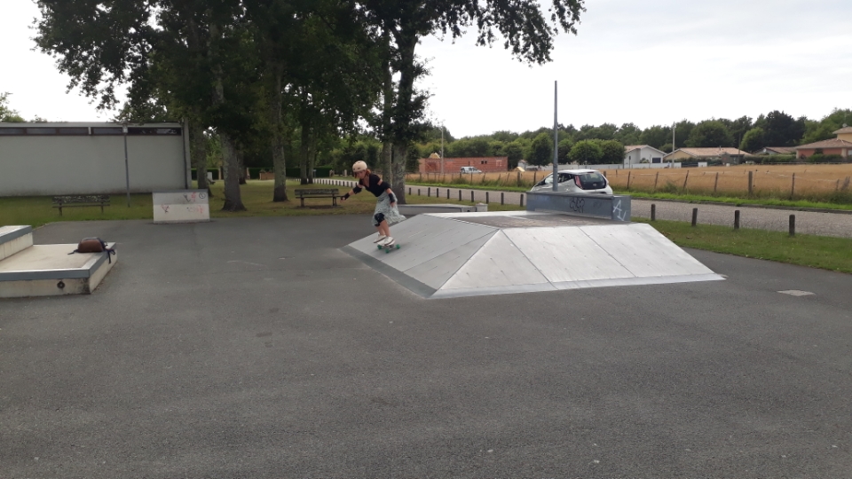 Le Porge skatepark — photo 1