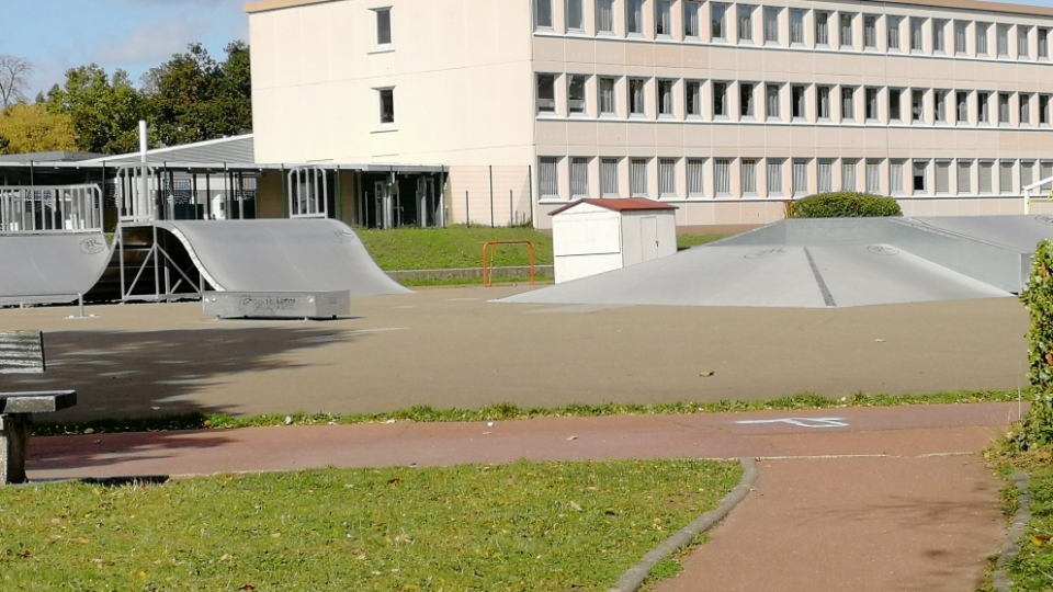 Le Chesnay skatepark — photo 1