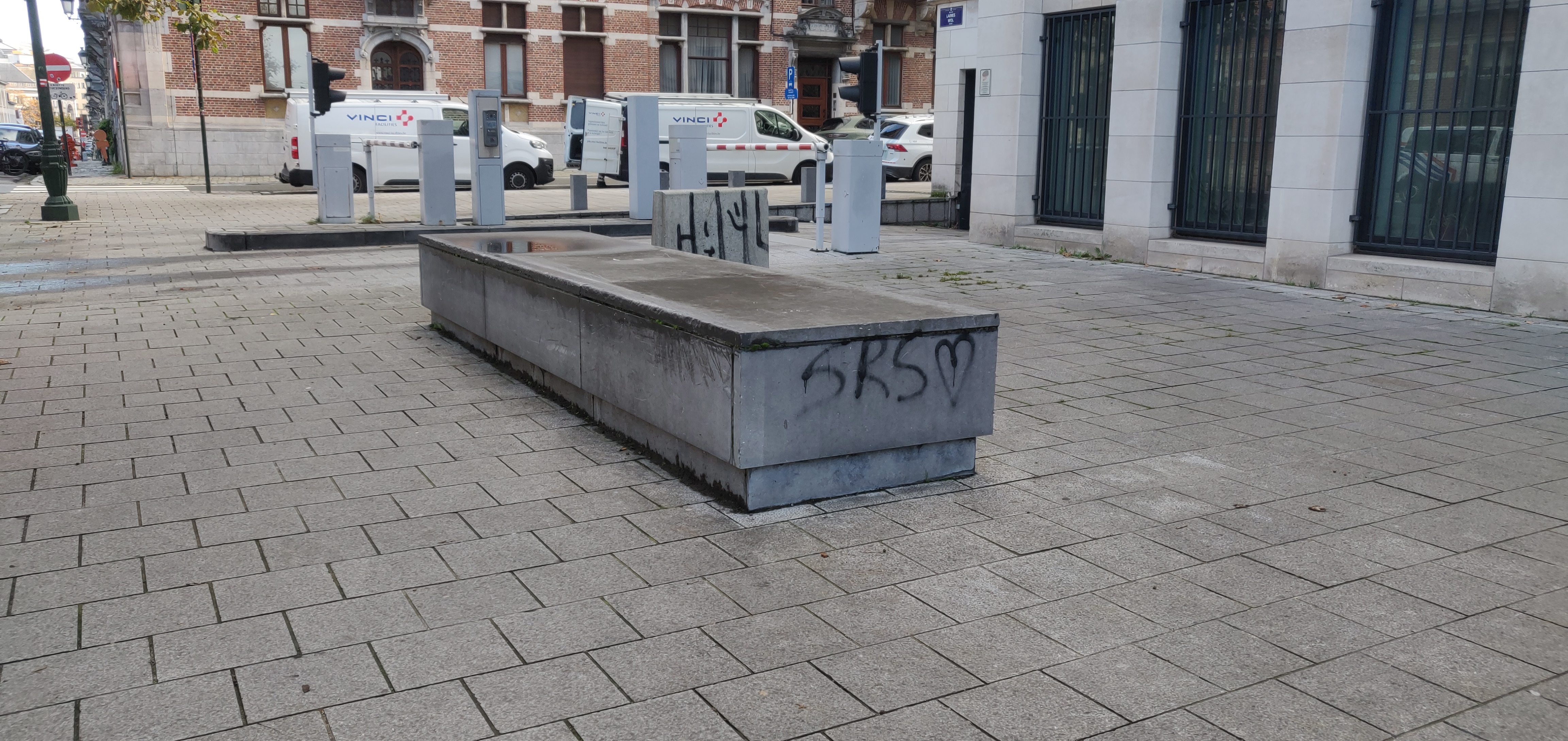 Great 2 curbs — photo 1