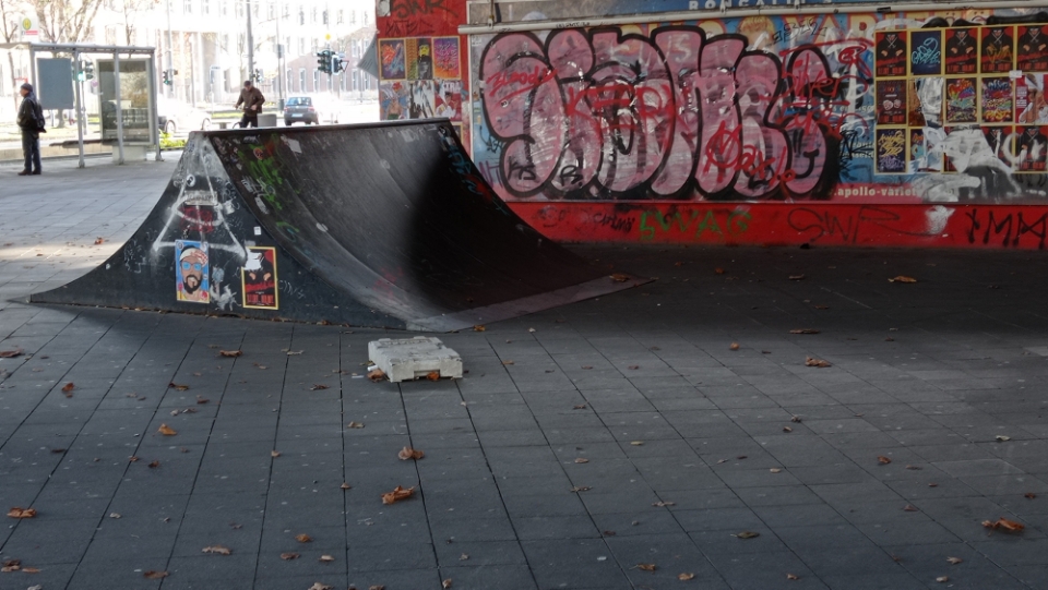 Apollo skatepark — photo 1