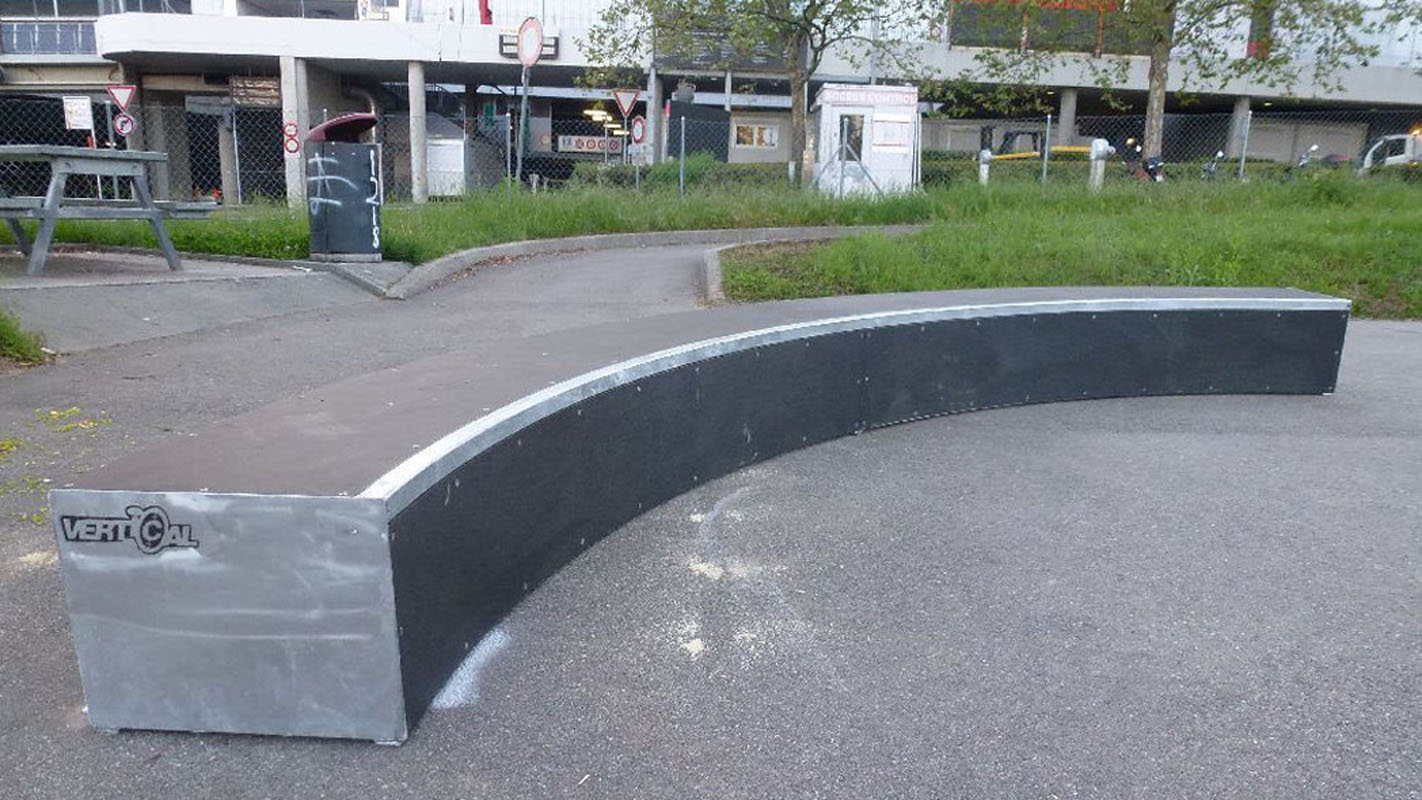 Le Grand-Saconnex skatepark — photo 1