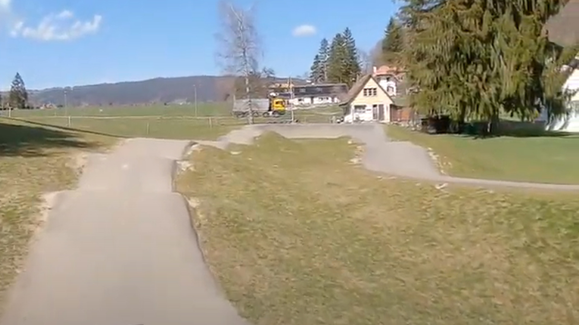 Leubringen pumptrack — photo 1