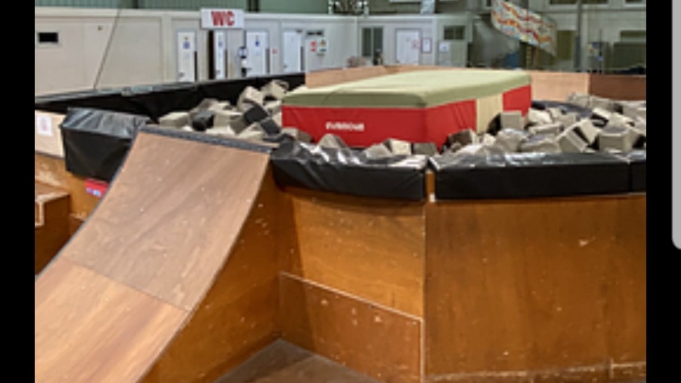 Le Hangar skatepark — photo 1