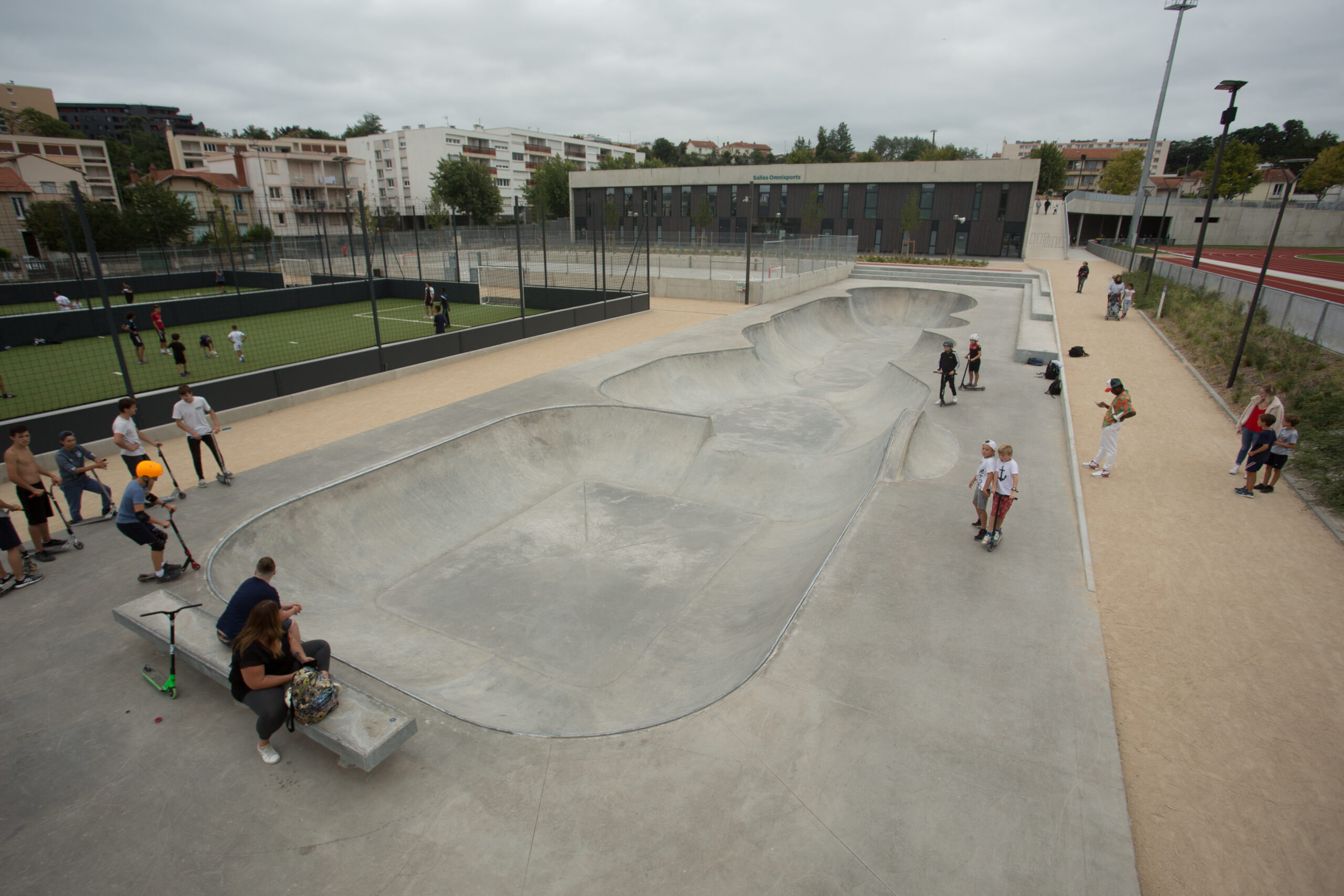 Clermont-Ferrand skatepark (Stade Philippe Marcombes) — photo 1