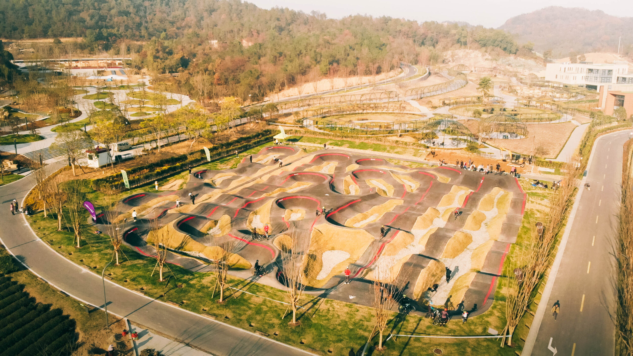 Velosolutions Pumptrack Park Valley Magic Shangzhu — photo 1