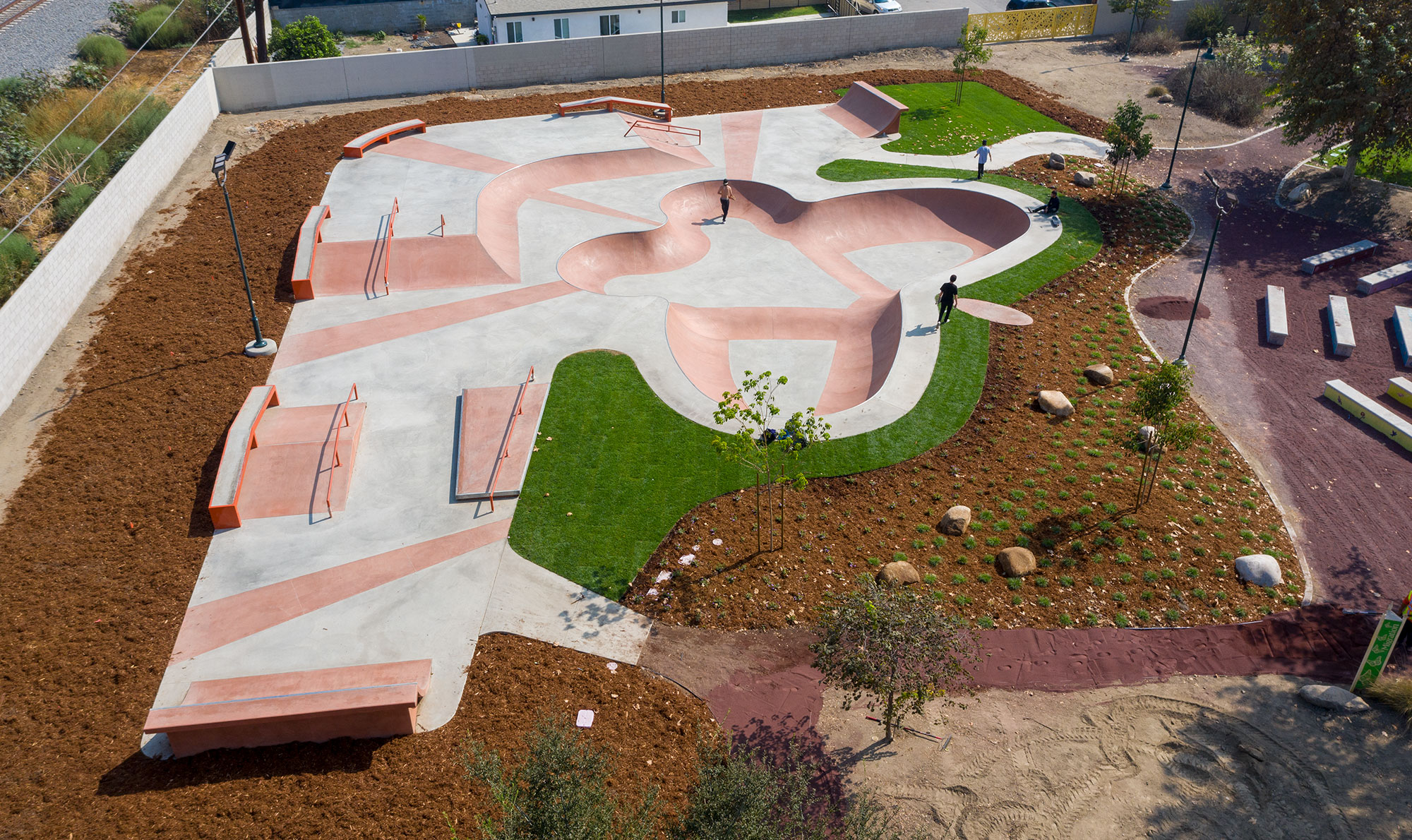 Gibson Mariposa Skatepark — photo 1