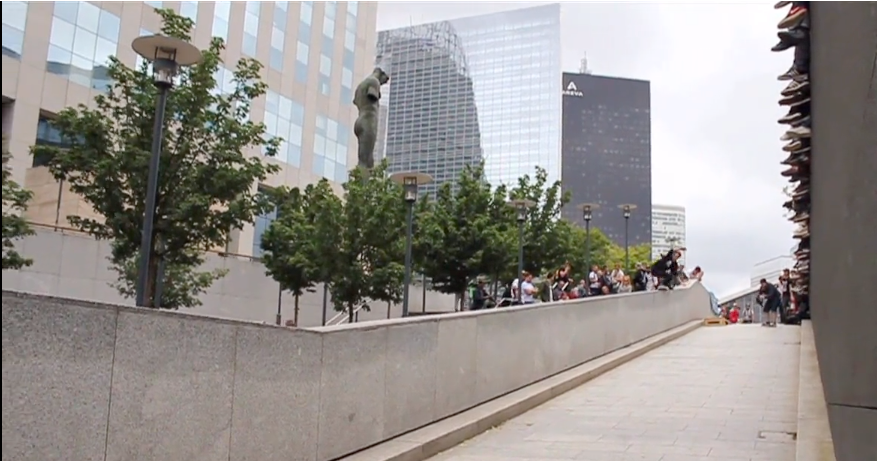 Very long curb — photo 1