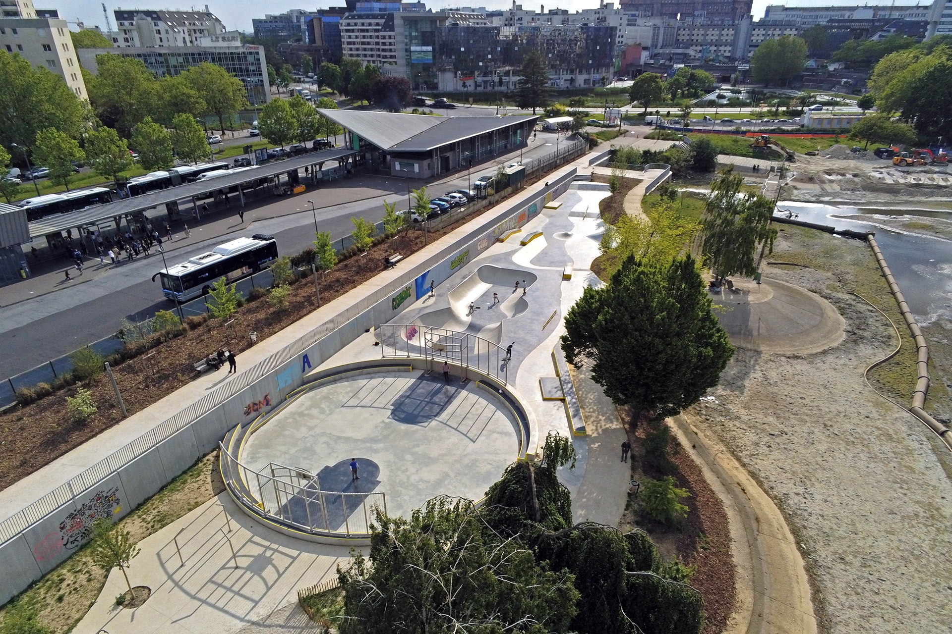 Noisy-le-Grand Skatepark — photo 1