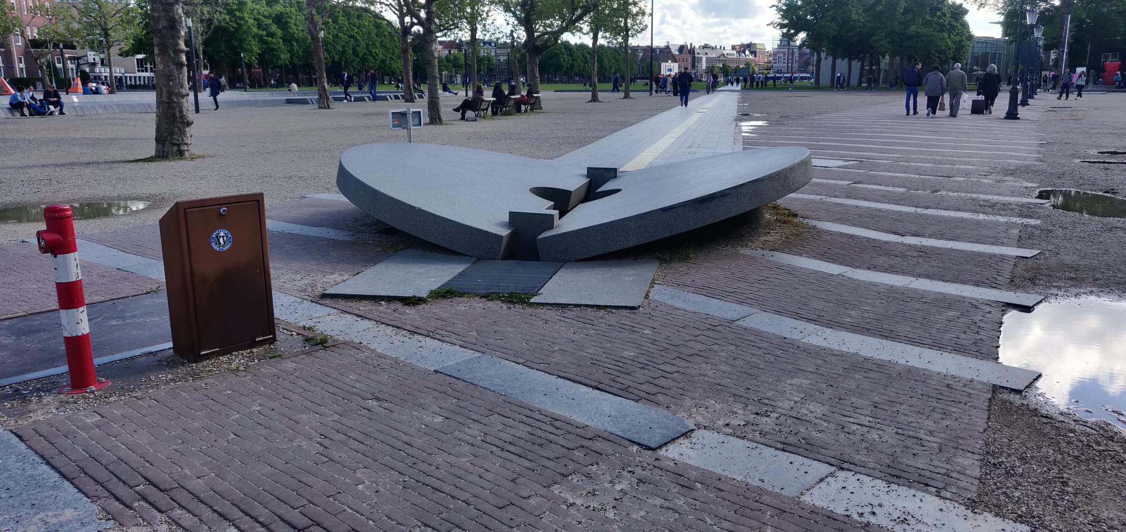 Atypical street spot — photo 1