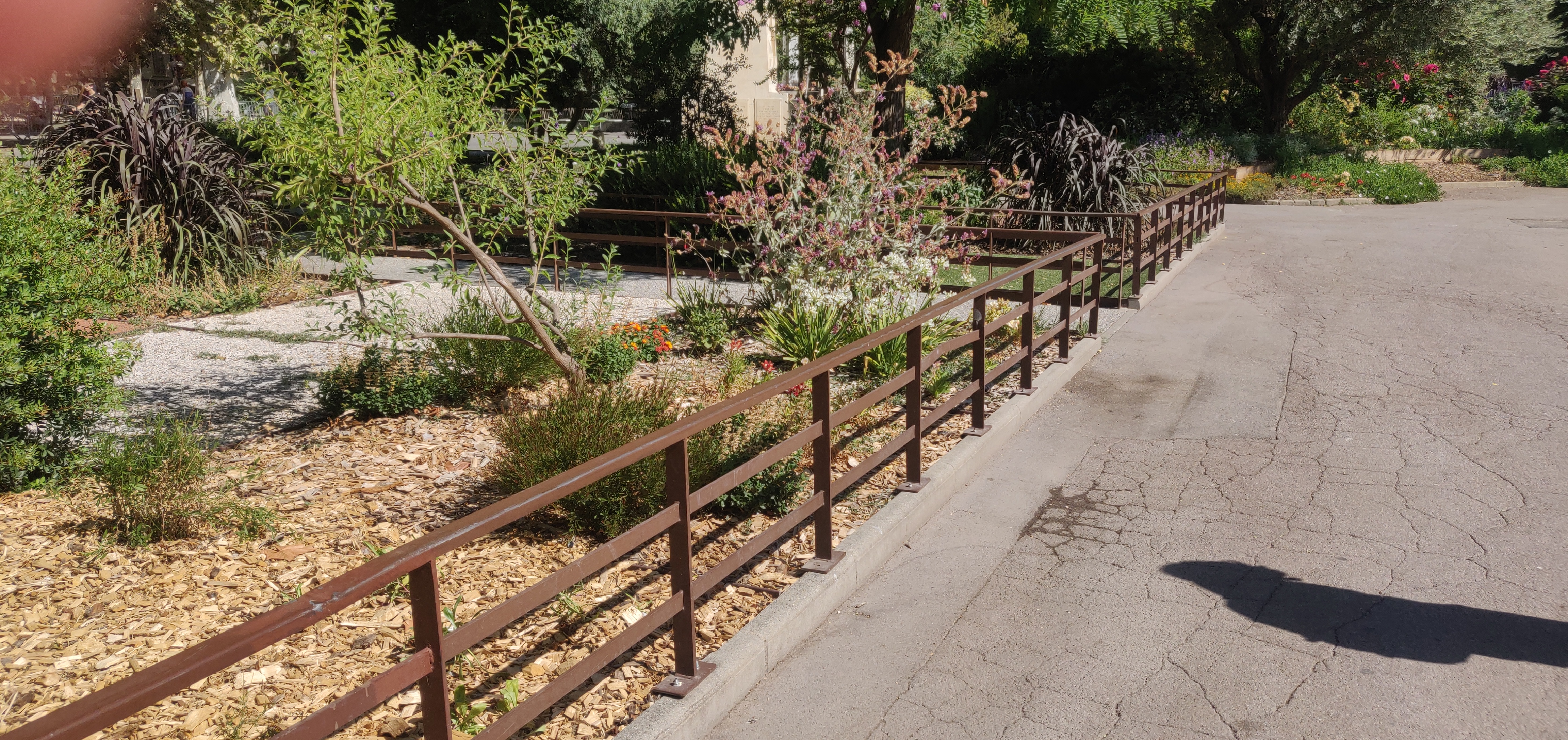 Rails Pavillon Populaire — photo 1