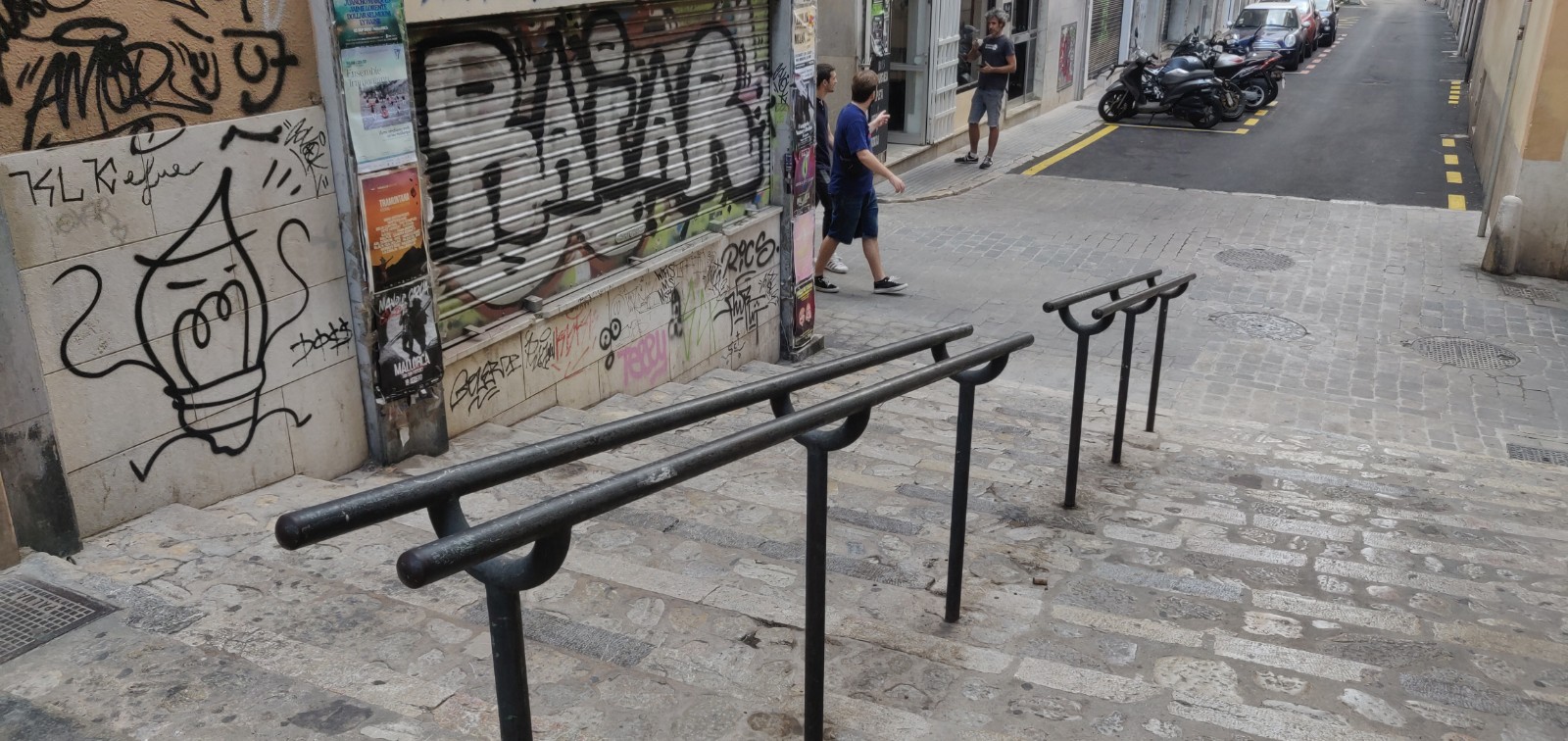 Handrails 7 Costa De Can Muntaner — photo 1