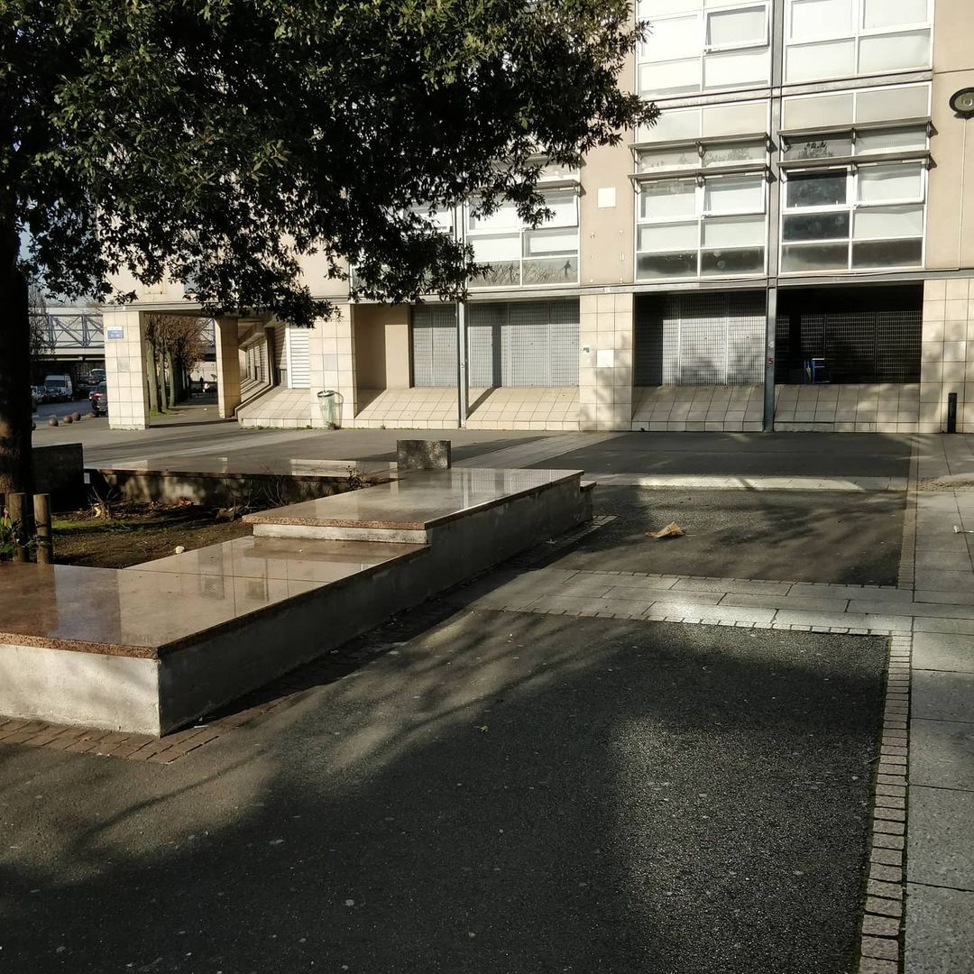 Plaza Suger — photo 1