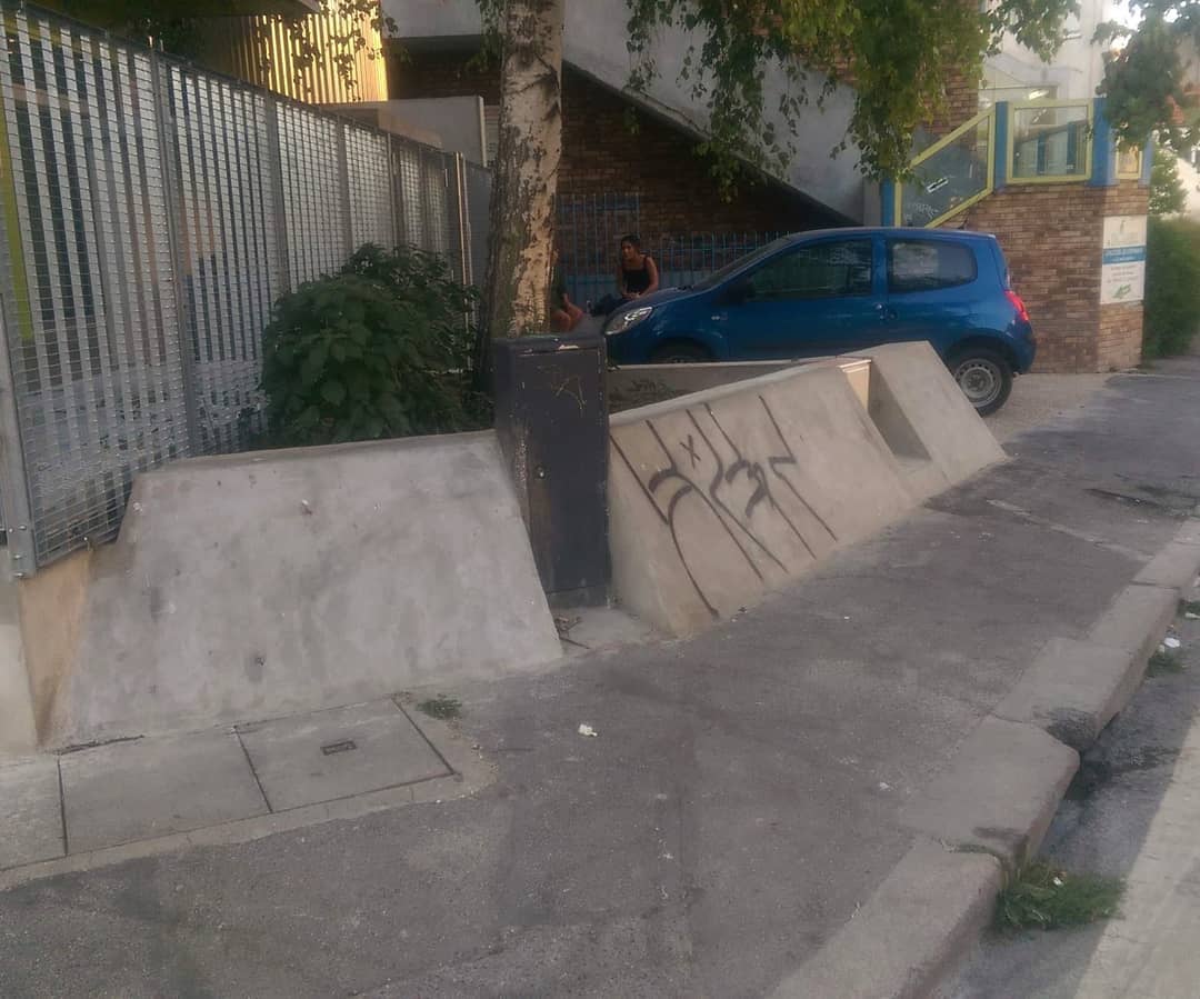 Wall VH — photo 1